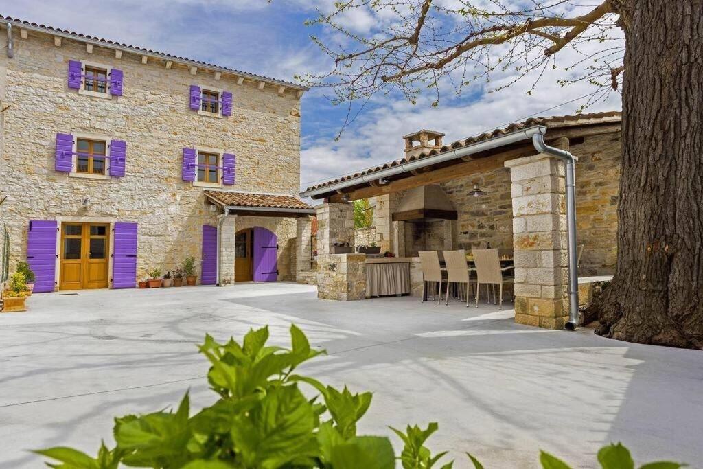 House Kristina **** Vila Burići Exterior foto